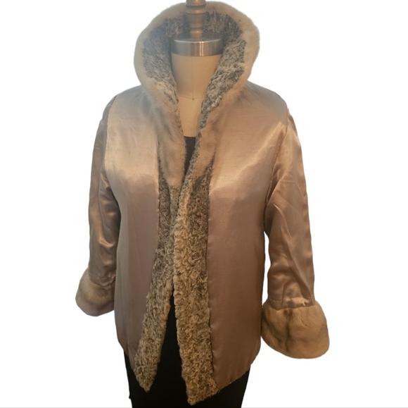 EUC | Persian Lamb Jacket | Mink Collar and Mink Cuffs | Size: S/M | Vintage - Picture 5 of 16